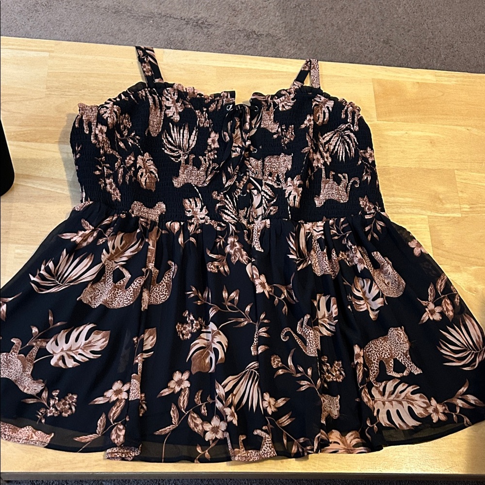 Torrid Black and Brown Leopard Leaf Tank Top